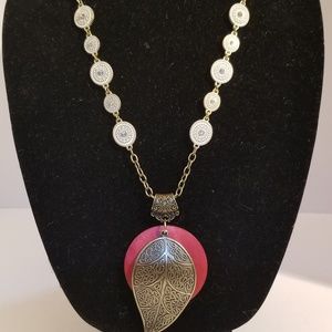 Ladies necklace